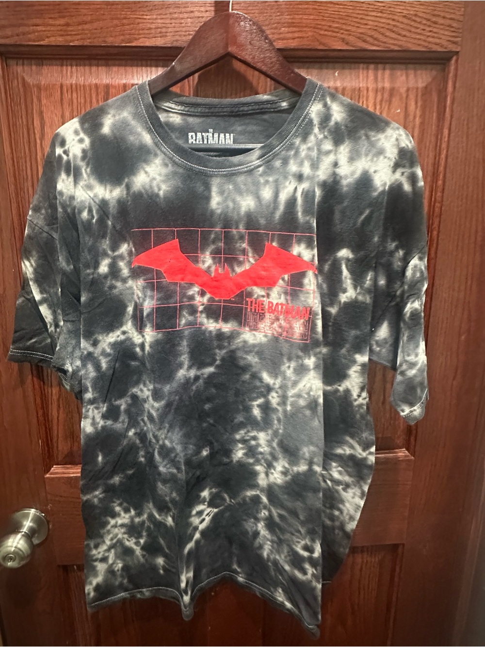 Batman Red Logo Tie-Dye Short Sleeve Tee - Black & White